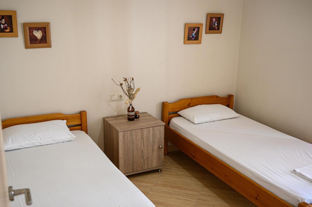 Anastasios Room'S Olympiakí Aktí Luaran gambar