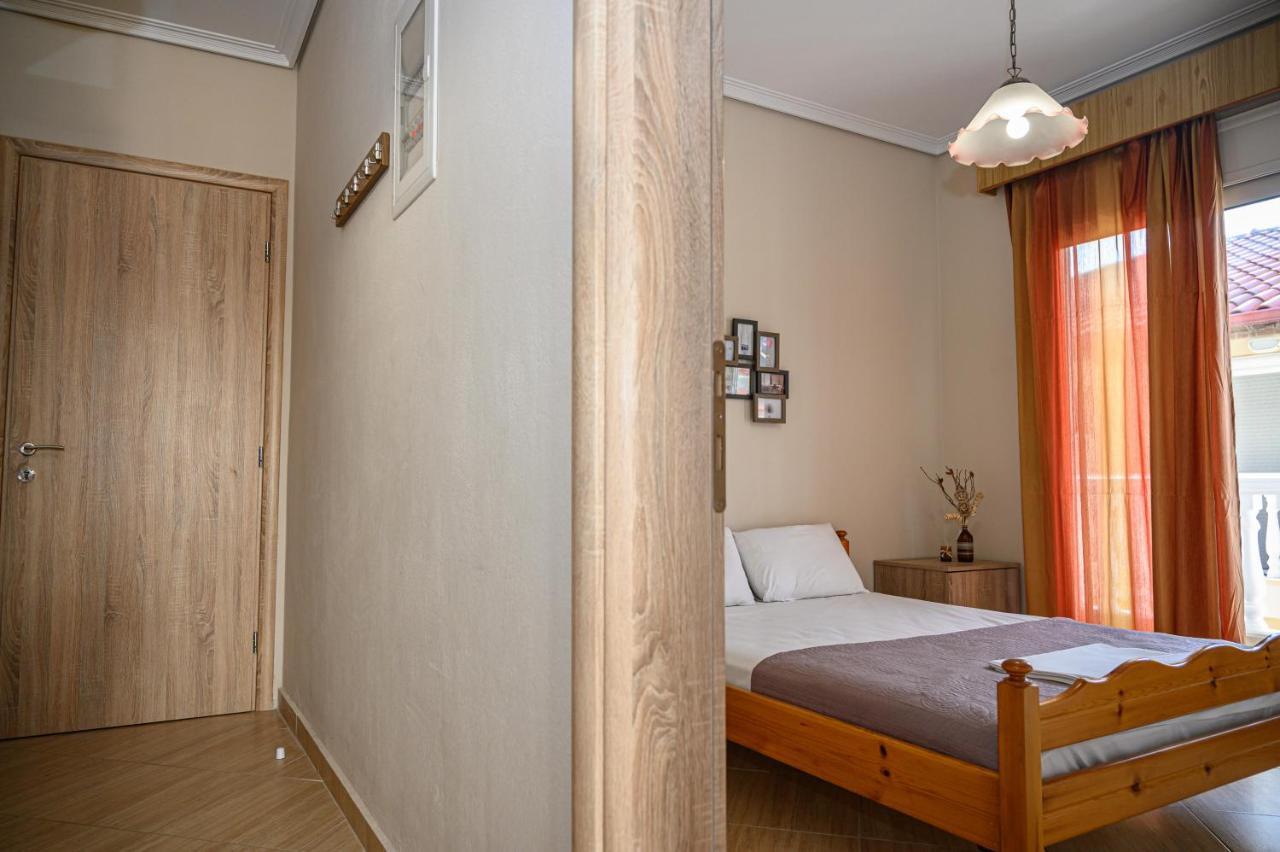Anastasios Room'S Olympiakí Aktí Luaran gambar